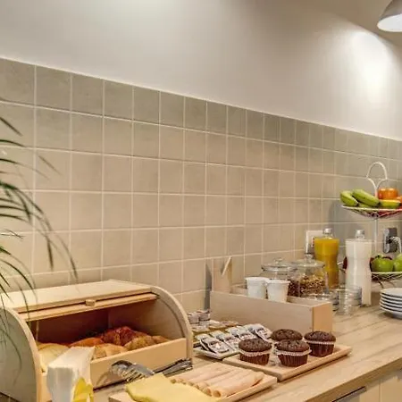 Yh 131 Bed & Breakfast Rome